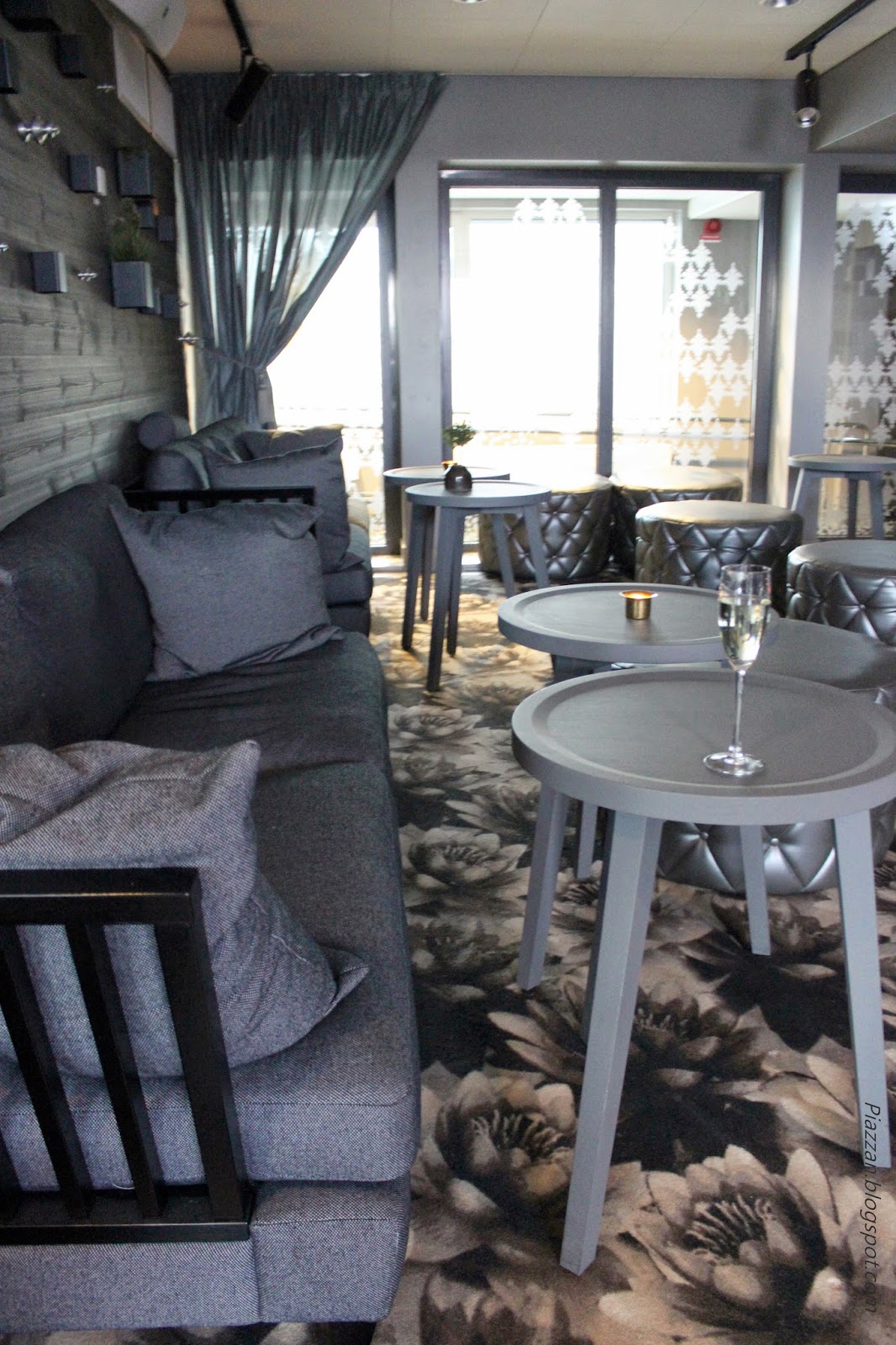 Piazzan Invigning av Scandic Rubinen och Ruby Bar Piazzan Invigning av Scandic Rubinen och Ruby Bar