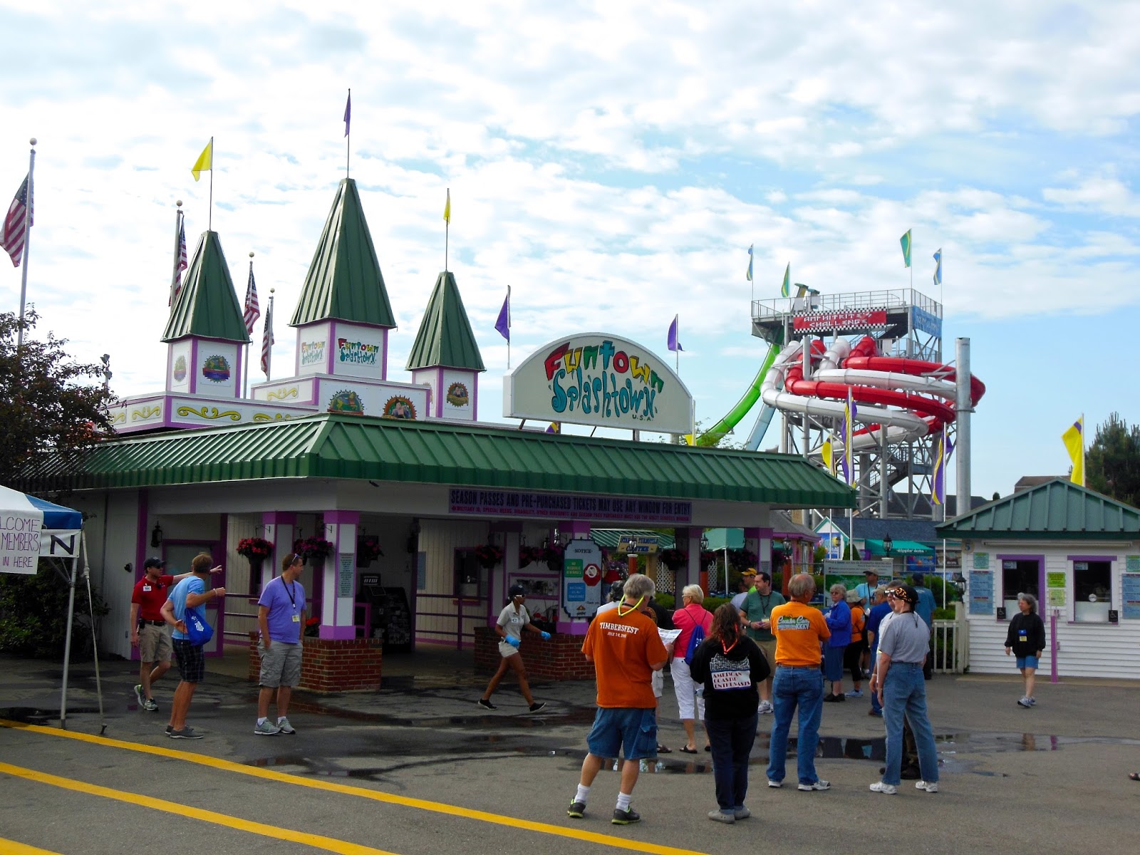 Thrillography Funtown Splashtown + Around the World/U.S. In 18 Holes