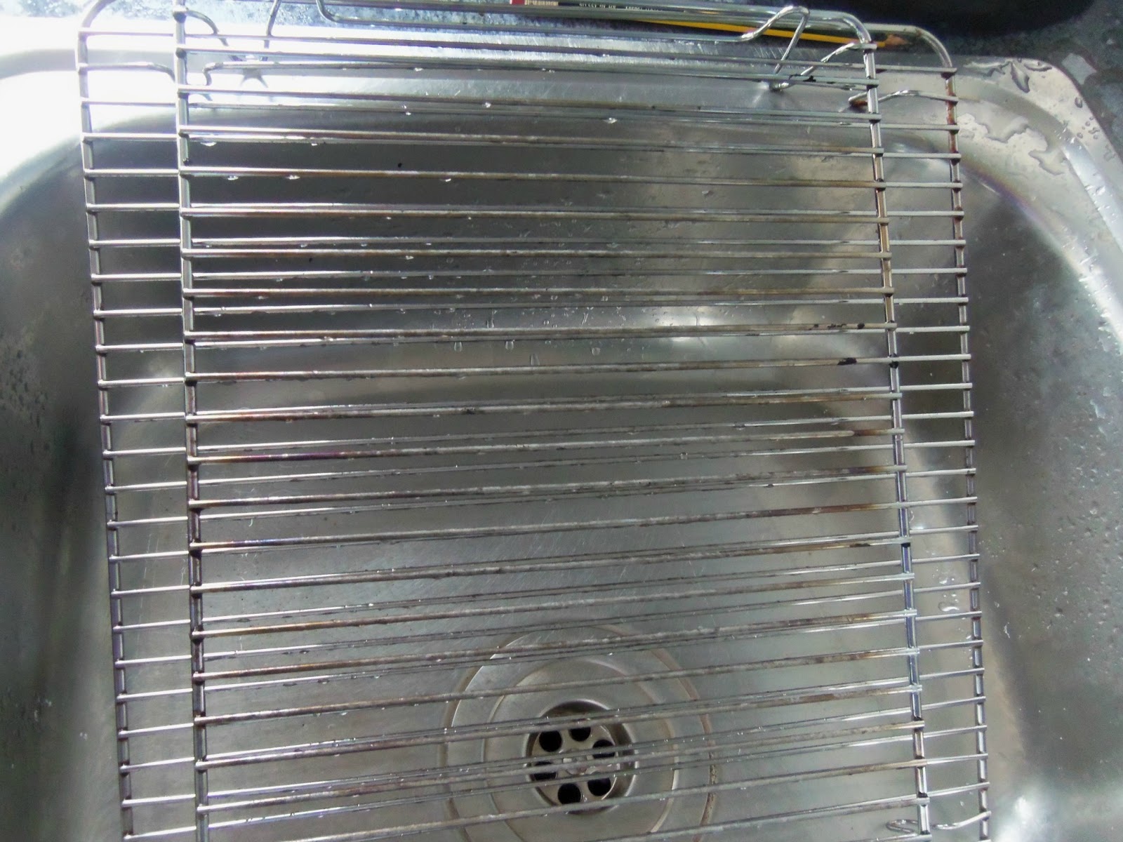 Fun as a Gran Oven Pride oven cleaner a review.