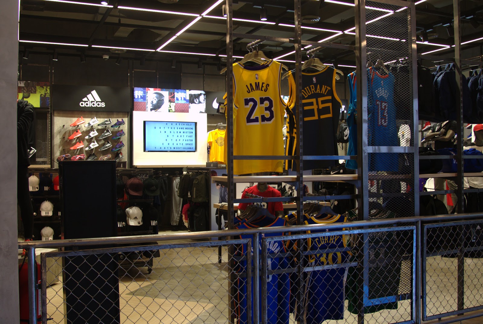 Toby's Sports Opens Flagship Store in BGC – Toby's Sports