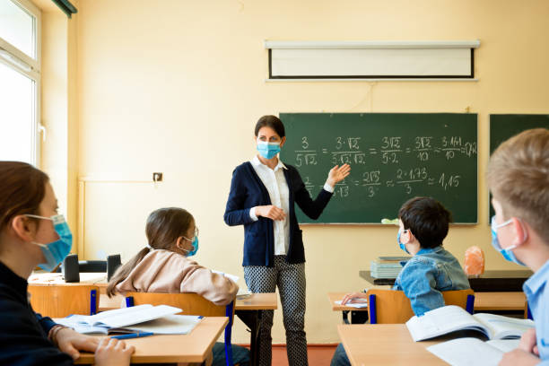 En la escuela primaria, en el camino hacia la maestría en artesanía