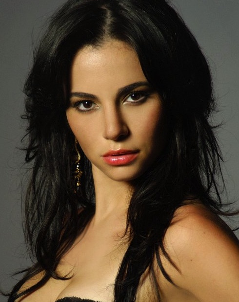 Thelatinlist Announces Top 12 Breakthrough Latin Actresses The Latin List