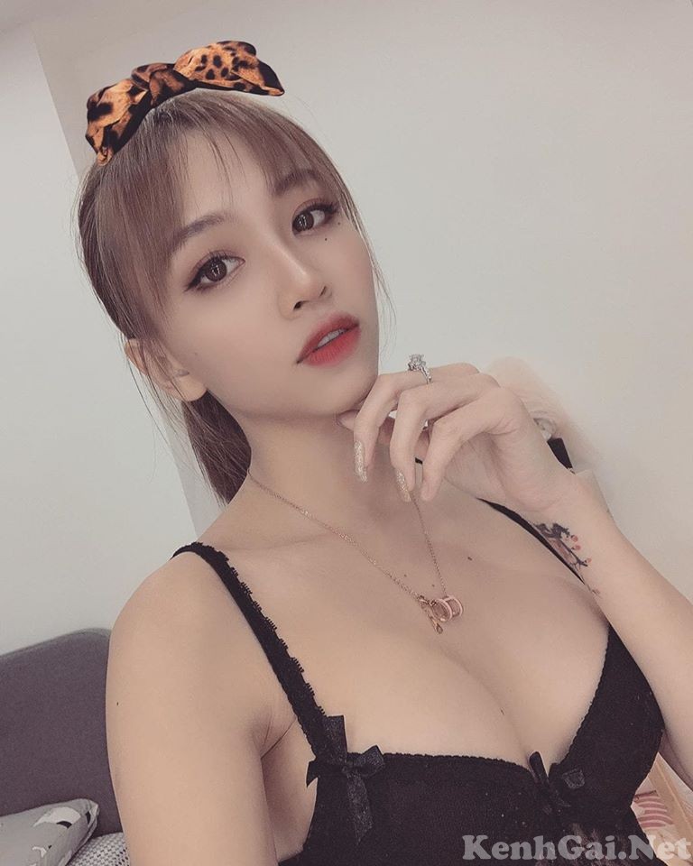 Tuyển tập Gái xinh Tháng 4: Tháng tư là lời nói dối của Hotgirl^^