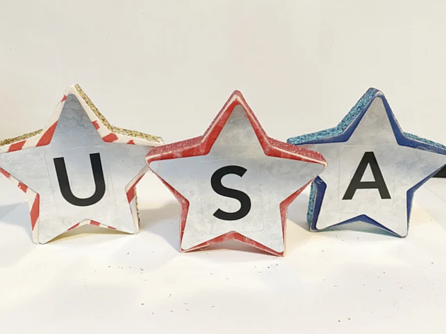 USA letters on a galvanized steel and wooden star