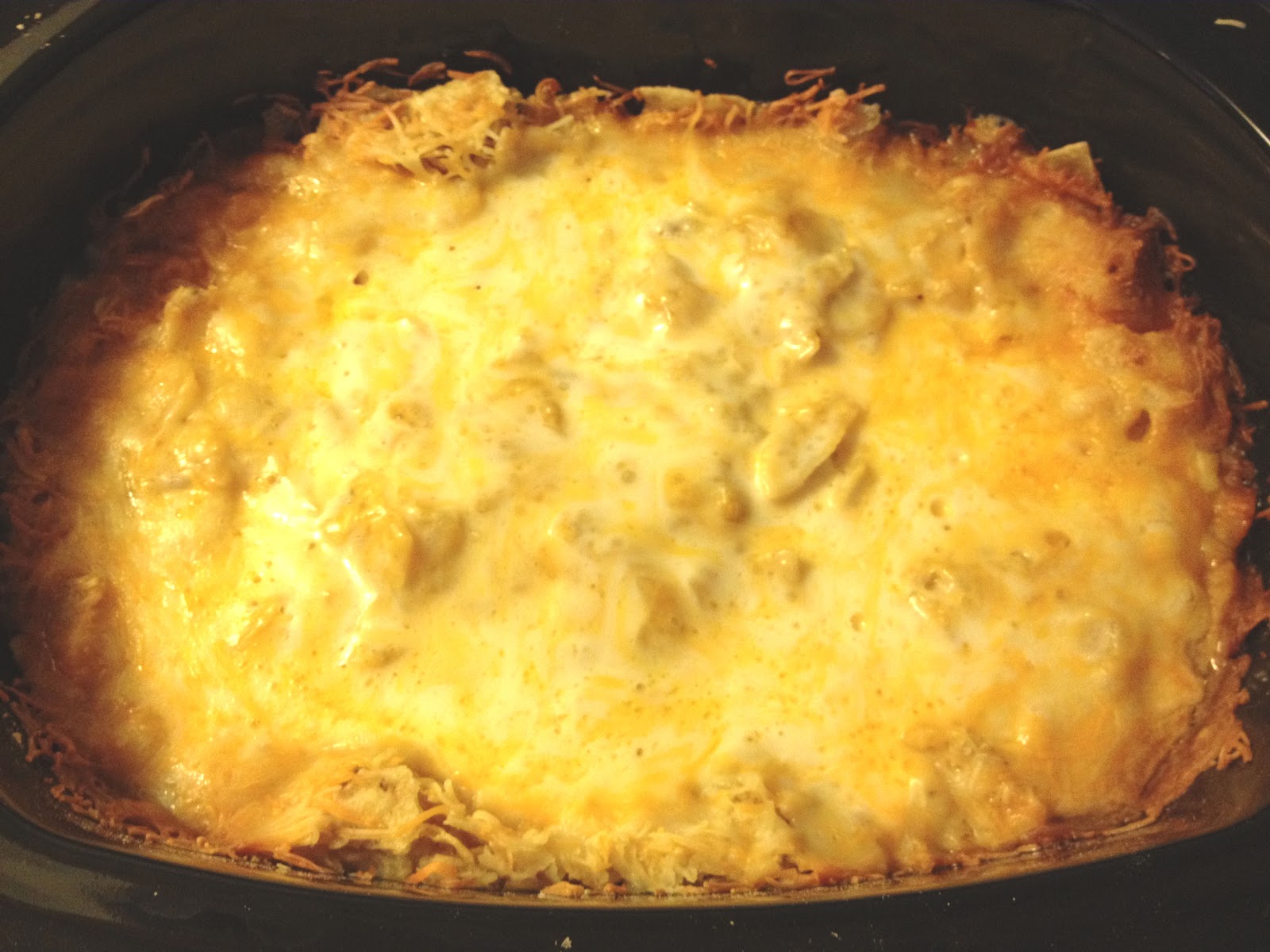 A Busy Mom's Slow Cooker Adventures: Chicken Con Queso