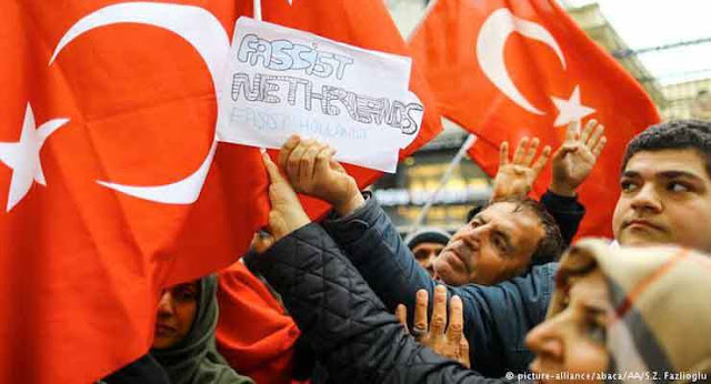 Países Bajos retira a su embajador de Turquía