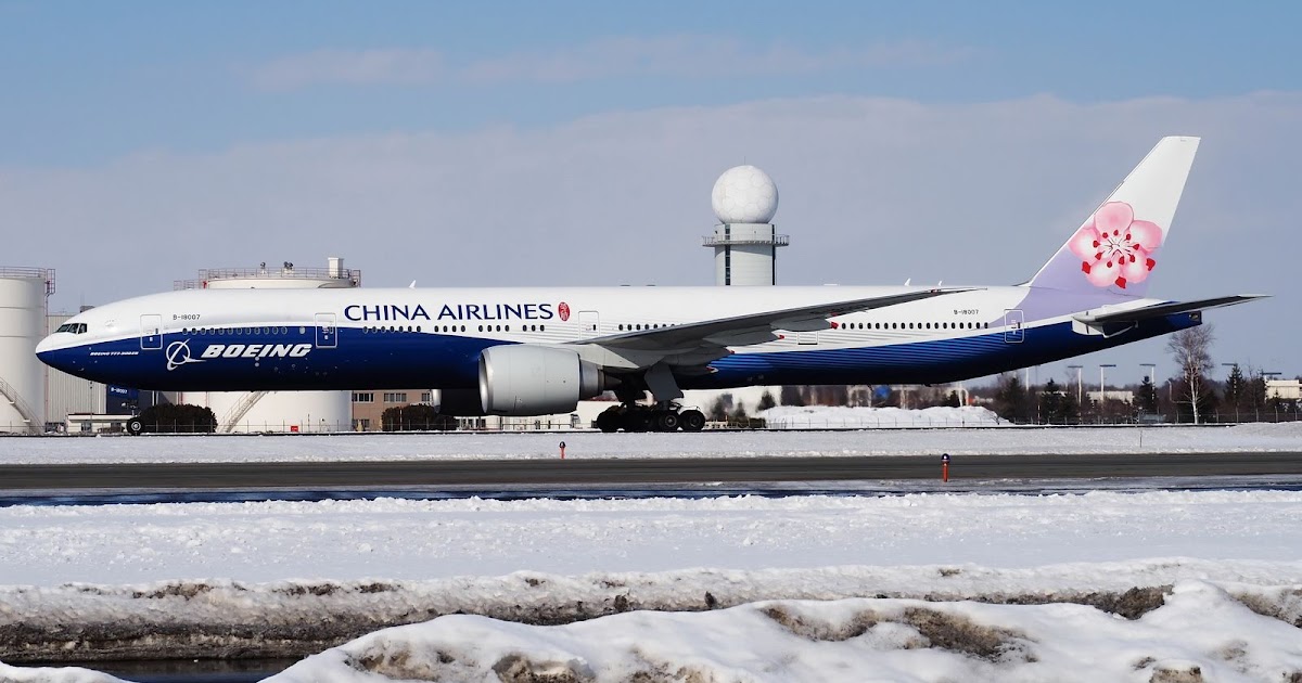 [分享] 華航CI722 吉隆坡-台北 大藍鯨商務艙