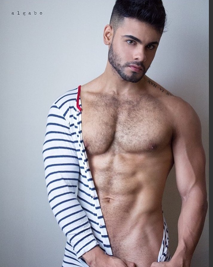 27878415_302443246948578_550931282871399