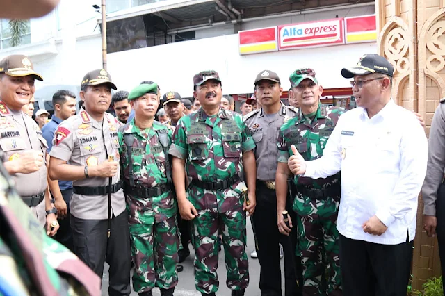 Kunjungi Pospam Bersama Panglima TNI dan Kapolri,Akhyar Pastikan Keamanan Jelang Natal dan Tahun Baru