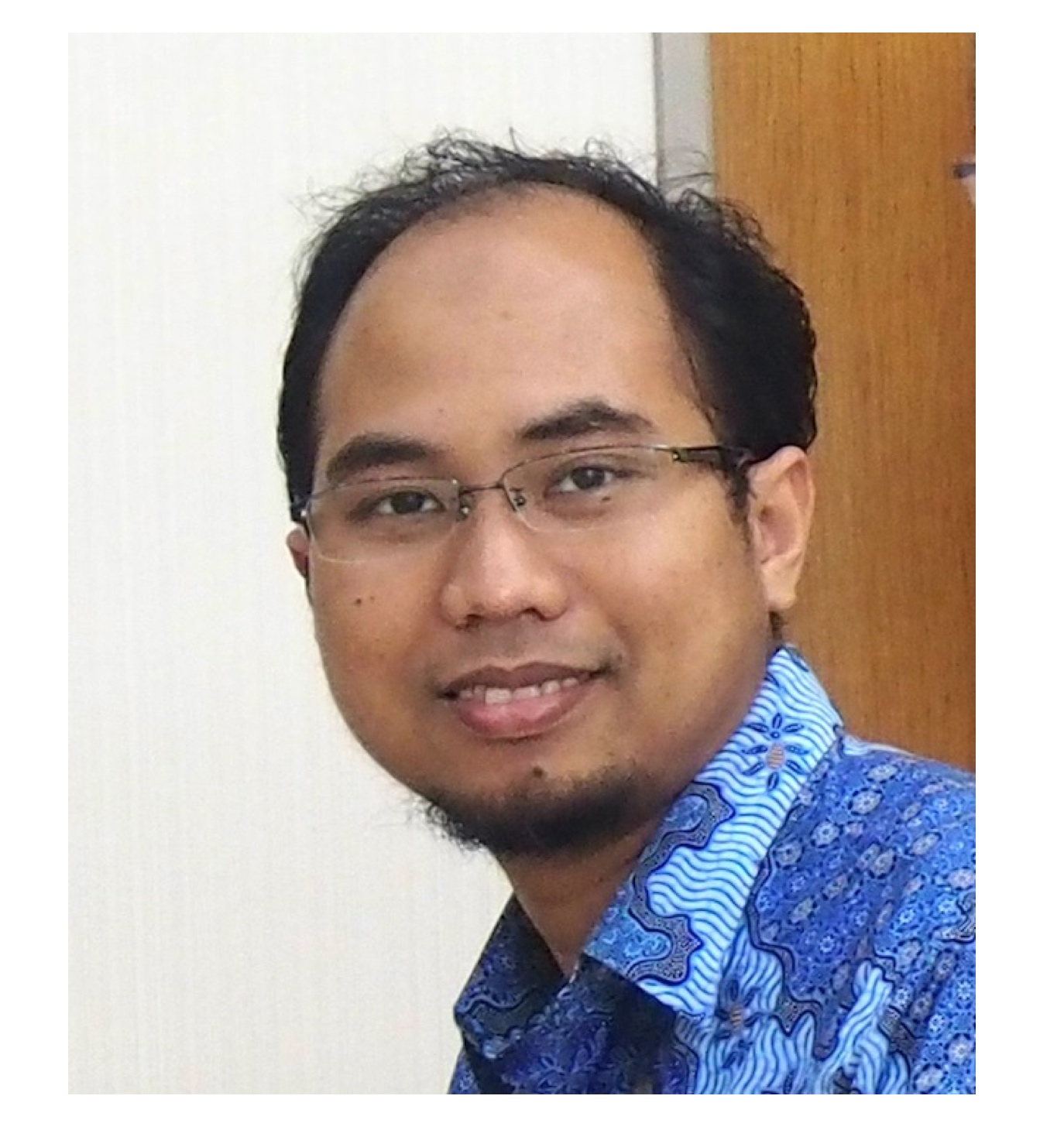 Foto Prof. Dr. Khoirul Anwar