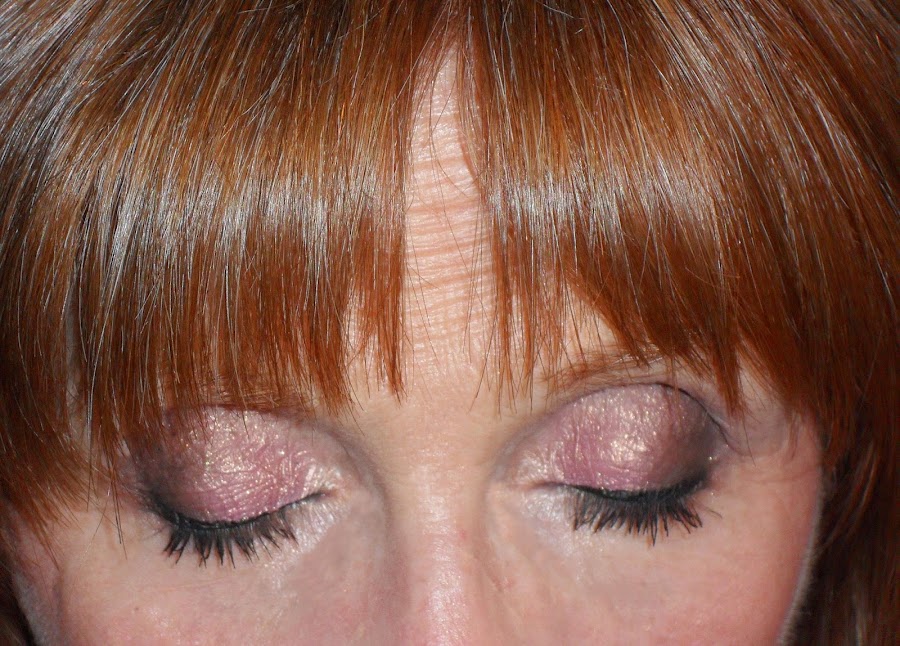 imagen ojos cerrados look longlasting 36