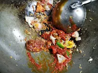 Stir frying with red chilly paste,red chilly sauce for lobster hot garlic sauce recipe