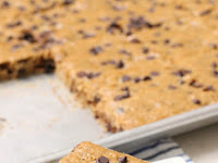 CHOCOLATE CHIP BANANA BARS