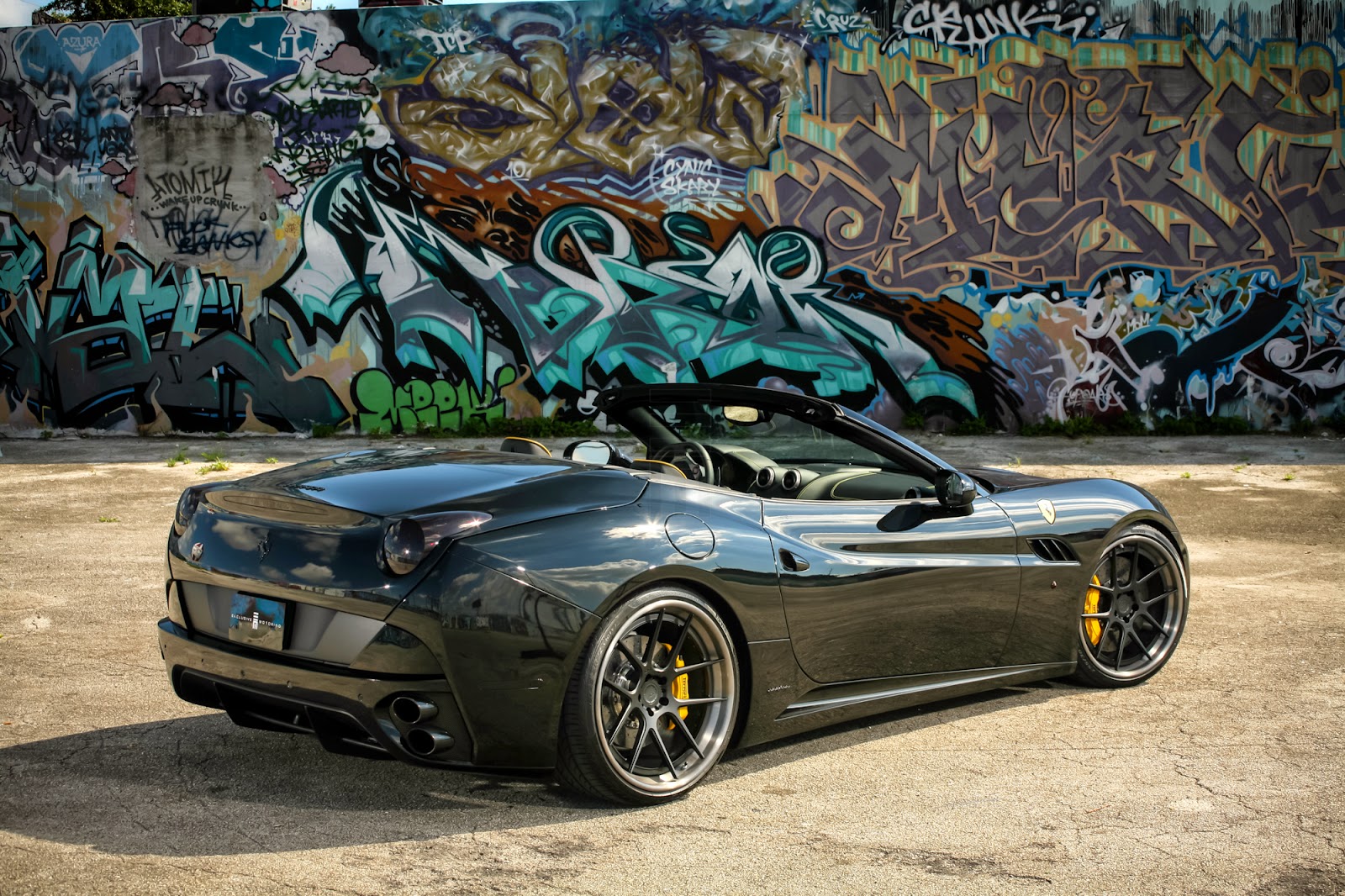 РћР±РѕРё adv1 Ferrari