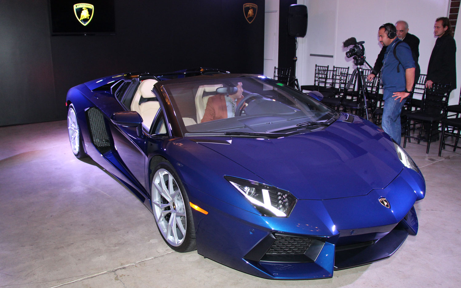 2013 Lamborghini Aventador Roadster New Cars Reviews