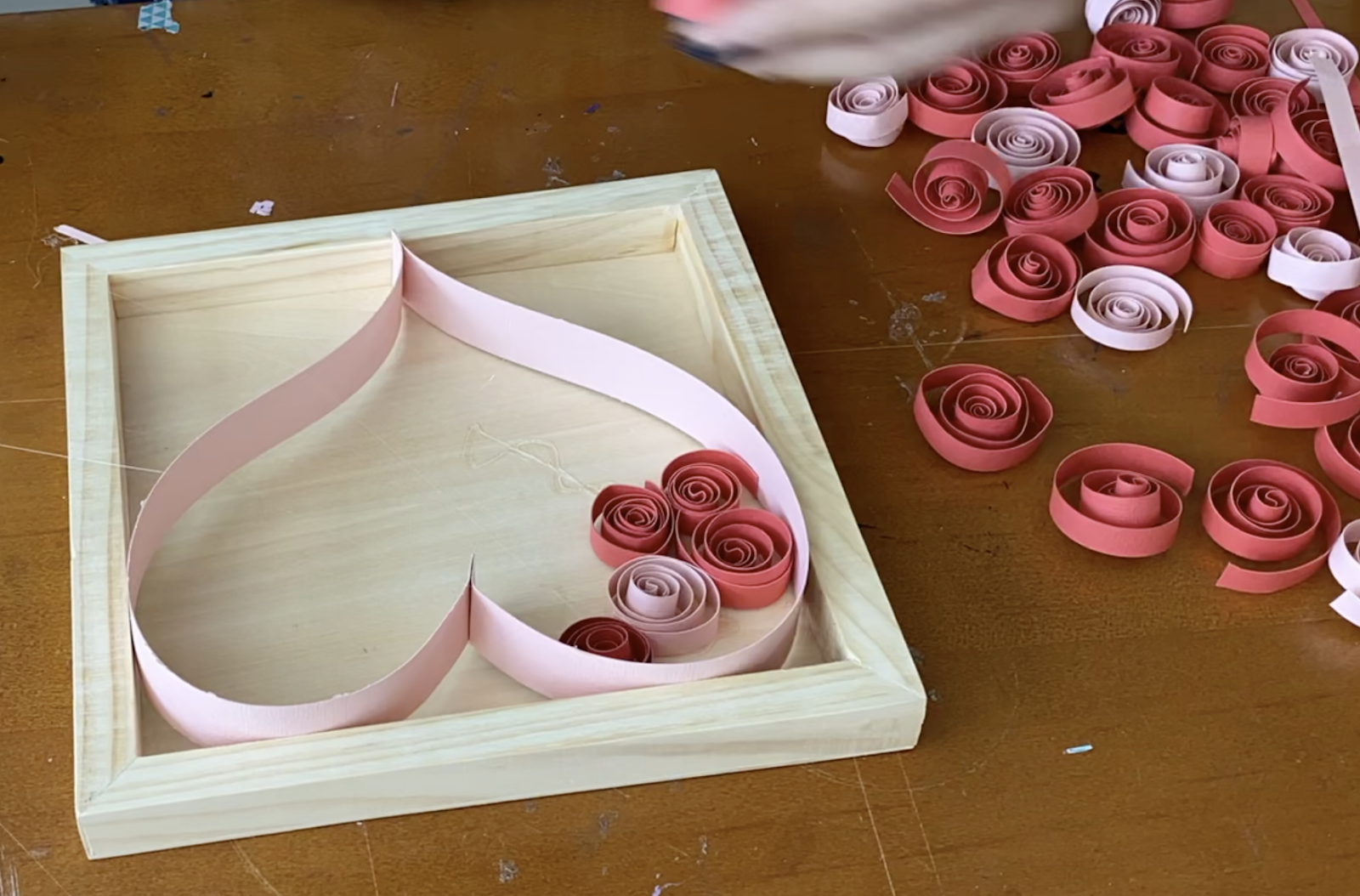 how to make an paper quilling