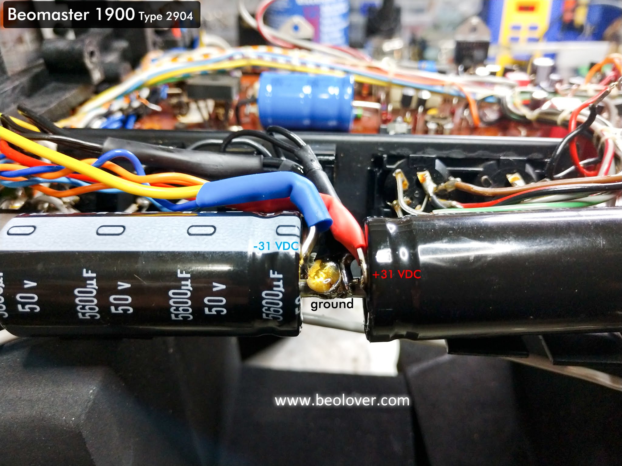 beolover A Pair of Beomaster 1900 Receivers for Restoration Capacitor Replacement on Unit 2