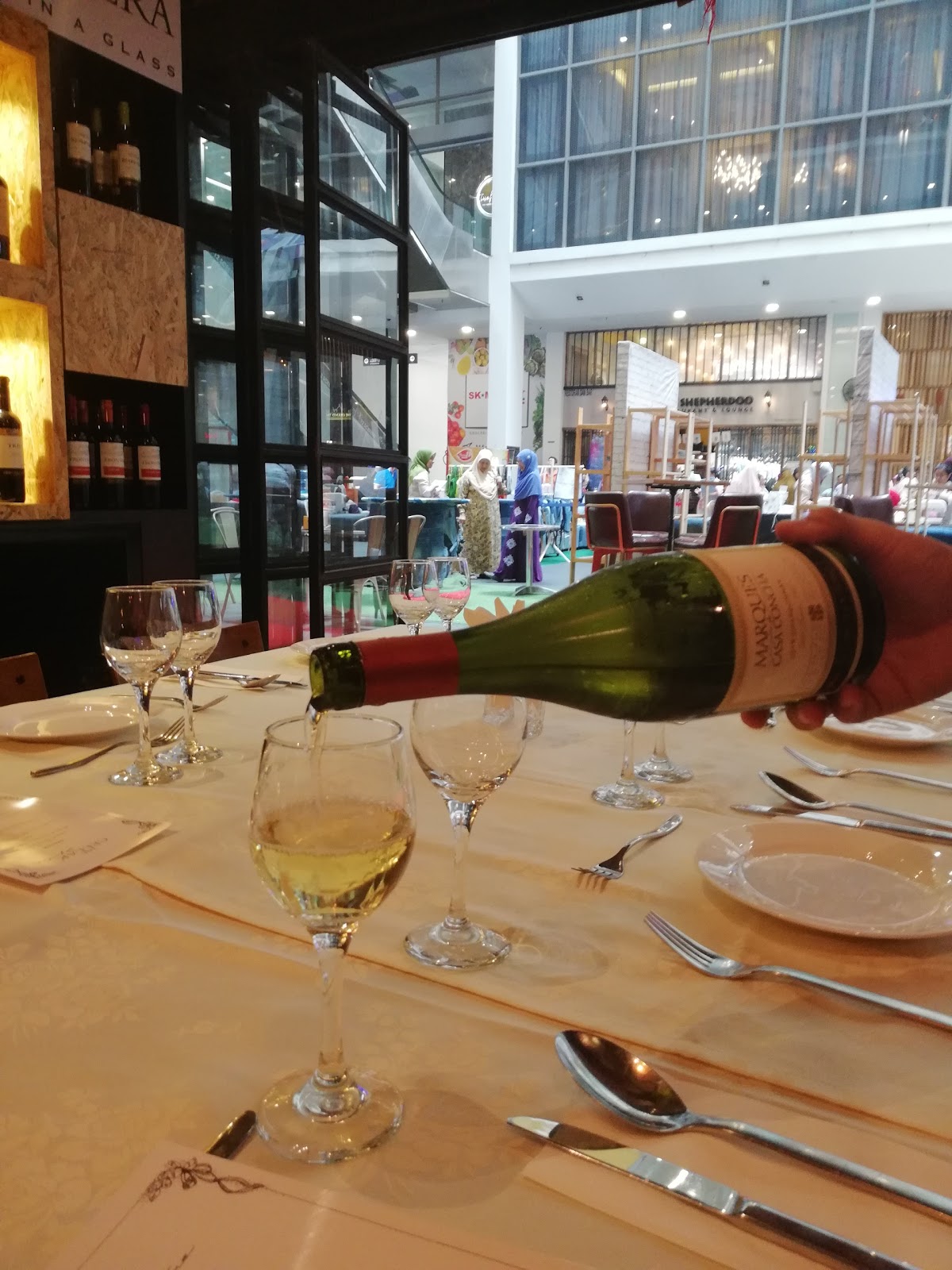 The Cellar Signature One City USJ Wendy Pua Malaysia Chinese