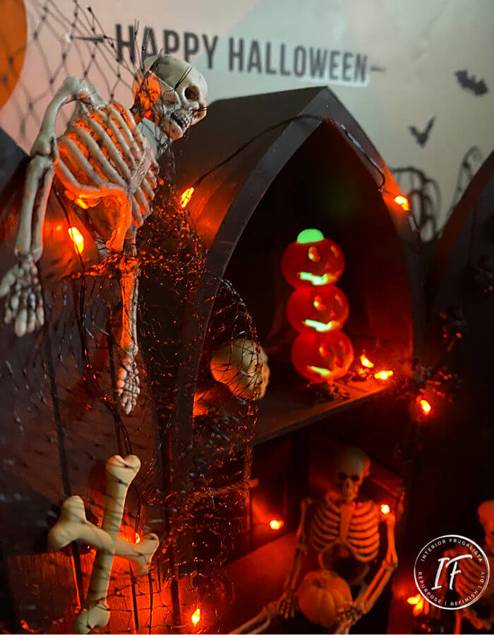 Recycled Display Shelf Halloween Miniature Diorama - Interior Frugalista