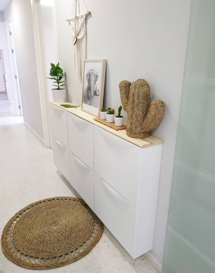 Decoración Fácil IKEA HAKS con el zapatero Trones de Ikea