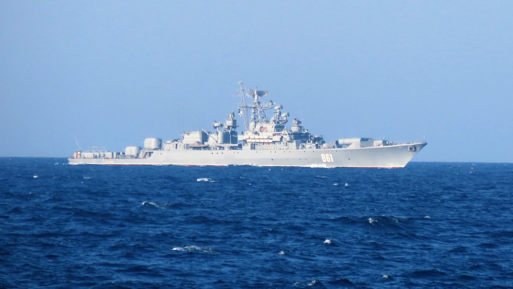 Блог Владимира Пелевина: Сторожевой корабль "Ладный" (861) и ракетный