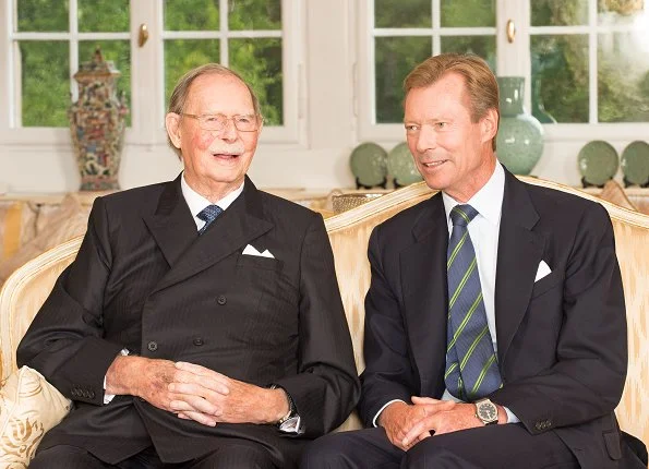 Grand Duke Jean of Luxembourg will celebrate his 97th birthday. On the occasion of that birthday, Luxembourg Grand Ducal Court released a new photo