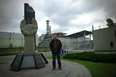 Pomnik Czarnobyl. To heroes, professionals, to those who protected the world from nuclear disaster