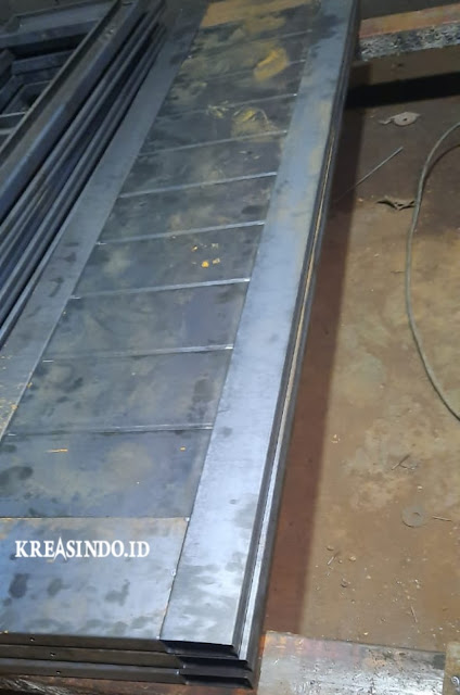 Pintu Garasi Besi pesanan Bpk Haji Uke di Kota Serang Banten Pintu Garasi Besi pesanan Bpk Haji Uke di Kota Serang Banten