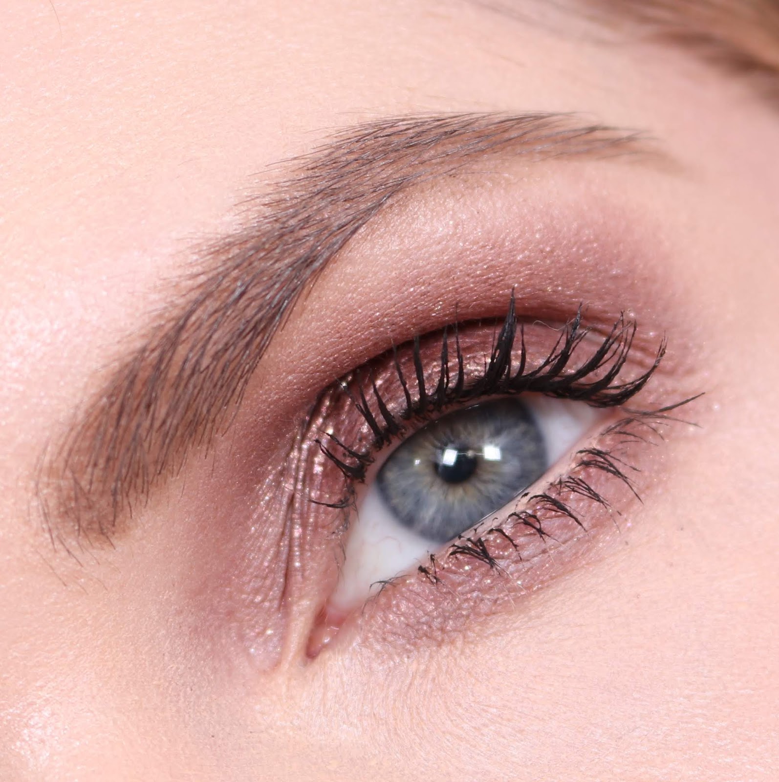 MacKarrie Beauty Style Blog Pixi Glittery Eye Quad Rose Bronze