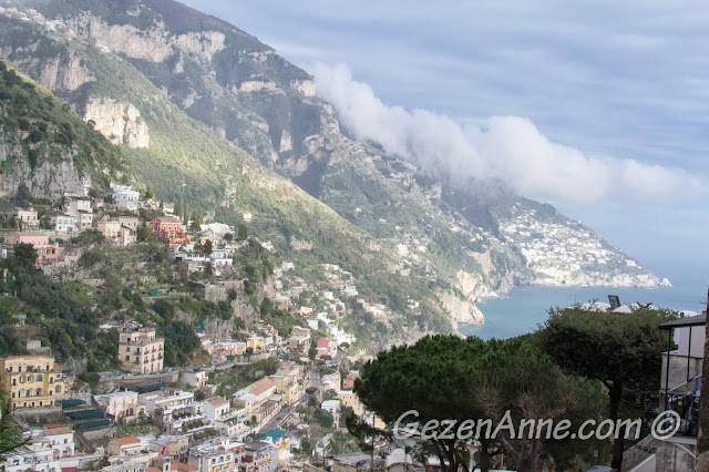 Amalfi nerede kalınır