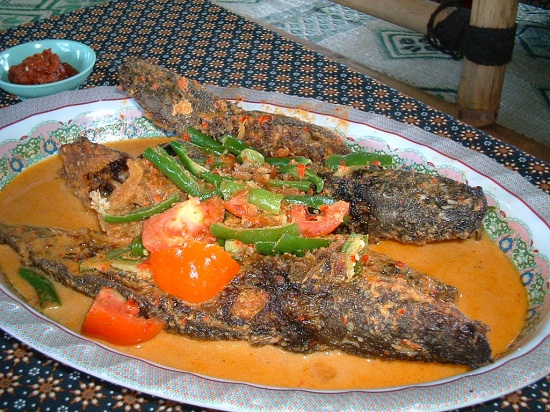 10 Kuliner Makanan Khas Bantul, Yogyakarta - Mangut Lele Bantul