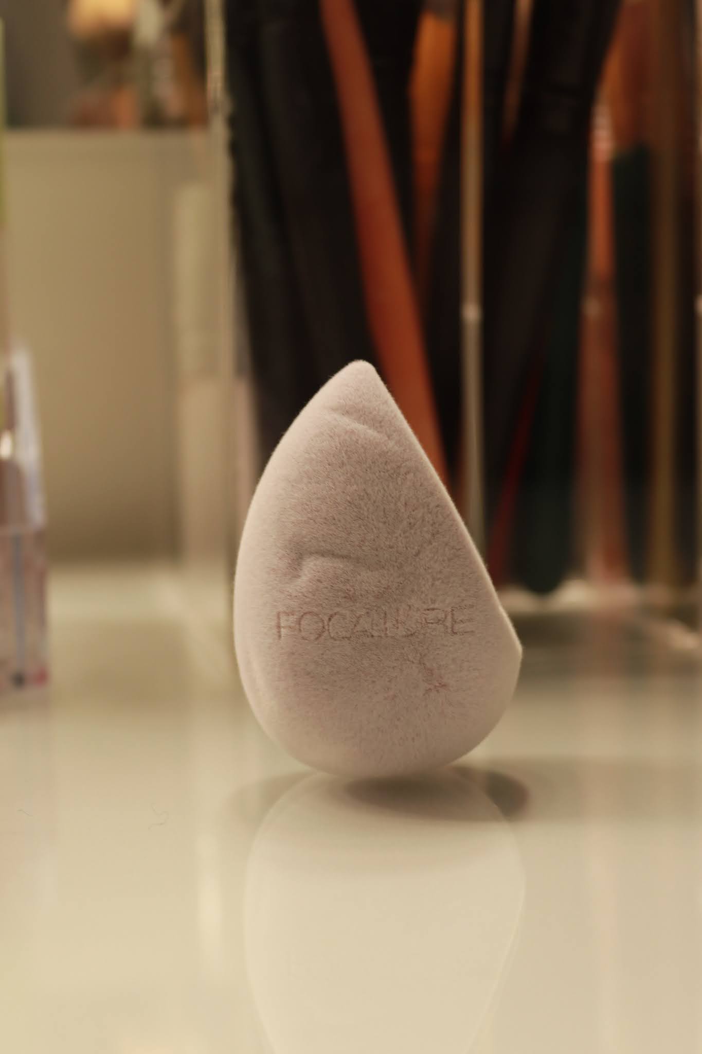 Focallure makeup Foundation, blender, Review Beauty With En