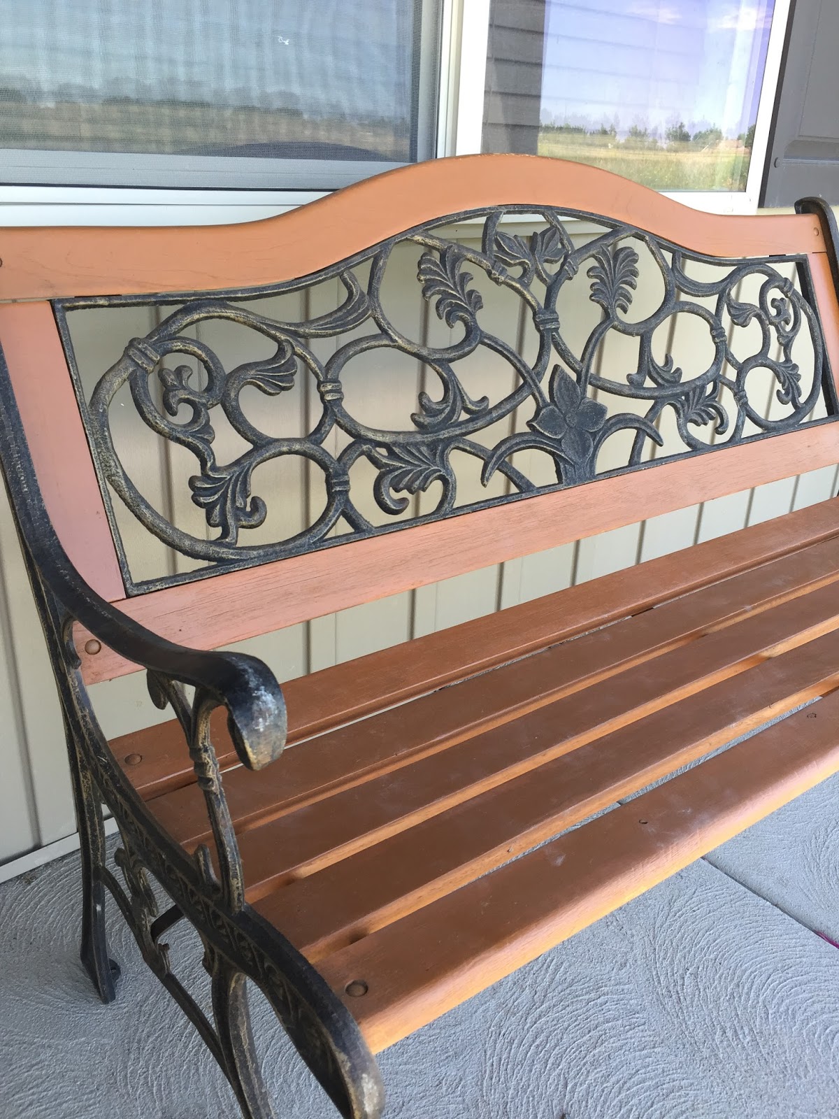 How to Restore an Old Park Bench with Spray Stain A ...