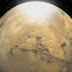 Manto de Marte contém tanta água quanto a Terra, afirma estudo