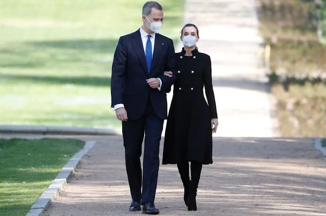 Queen Letizia wore a double breasted wool blend coat from Carolina Herrera. Isabel Diaz Ayuso