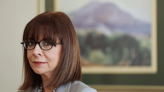 Ανεξήγητη δήλωση της ΠτΔ για την ελληνική κοινωνία και τους πρόσφυγες, προκαλεί θύελλα αντιδράσεων