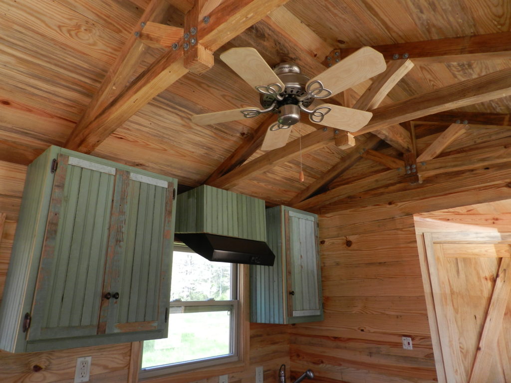 Mississippi Tiny House (204 Sq Ft) [ TINY HOUSE TOWN ]