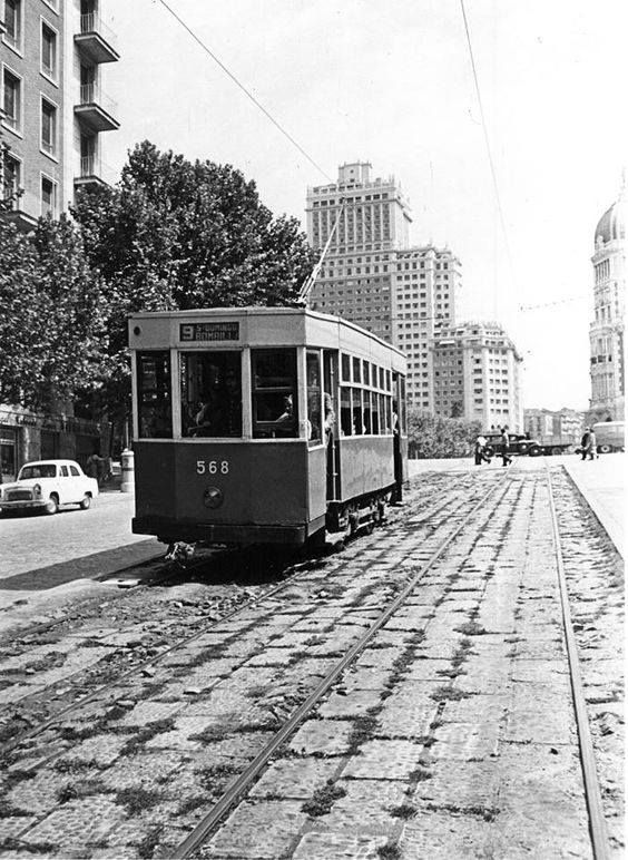 Madrid, Transportes Urbanos Los Charleroi II a V. (2)