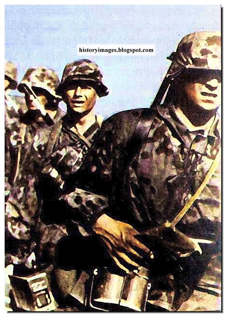 HISTORY IN IMAGES: Pictures Of War, History , WW2: Waffen SS: WW2 