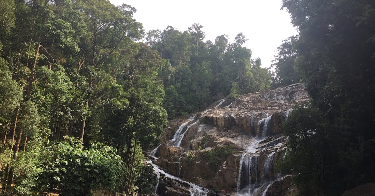 KEINDAHAN AIR TERJUN SUNGAI PANDAN | KUANTAN - Aliffness