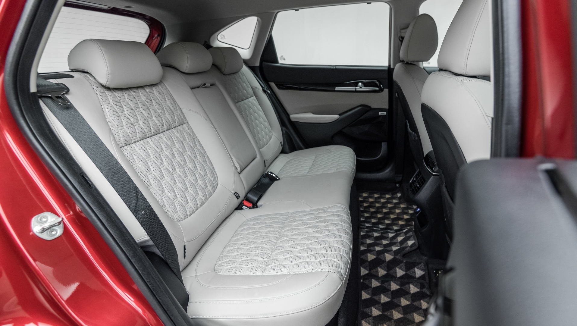 Kia Seltos Full detailed review & Features