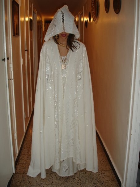 Les Algéroises: Le Burnous ou Barnous