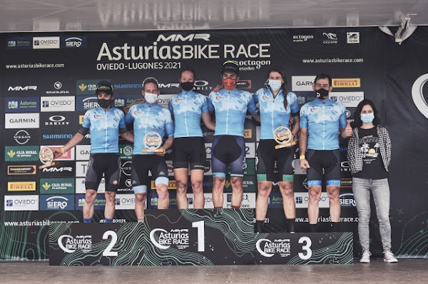 Miguel Muñoz y Agnieta Francke son los nuevos campeones de la Asturias Bike Race 2021