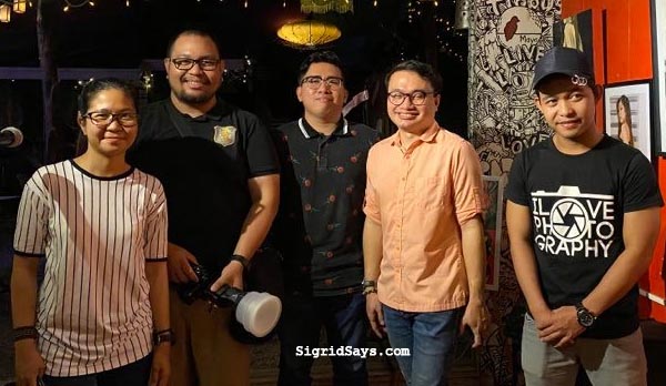 Bagani Community Center, Bacolod City, Butch Lavaro, Kristine Tirante, Association of Negros Artists, ANA, HIV Awareness, Roberto Figuracio, Family Planning Organization, Bacolod photographers, Bacolod artists, PNG, Photographers of Negros Group, Maya Art Space, Tippy's Bistro, Boudoir Art and Photo Exhibit, Women's Month, Arts Month, February is Arts Month, March is Women's Month, paintings, photos on canvas, love your body, women empowerment, women's health, Bacolod blogger, work at home, work from home, work at home moms, self-love, self-care, self-respect, mental health,
