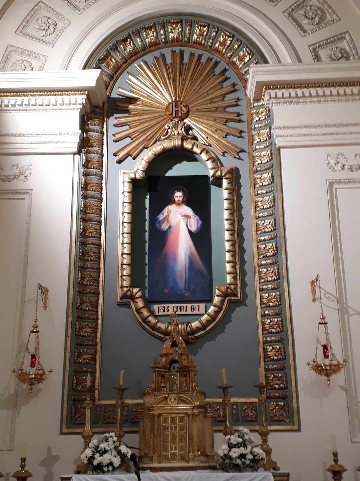Luz Espiritual Culto a la Divina Misericordia en Madrid