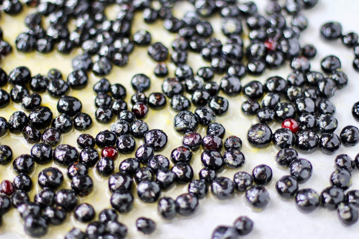 Roasted Blueberry PullApart Loaf Karen's Kitchen Stories