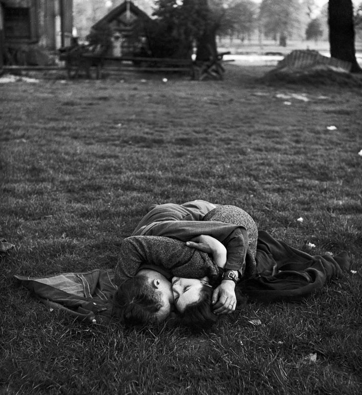 Love During Wartime photos