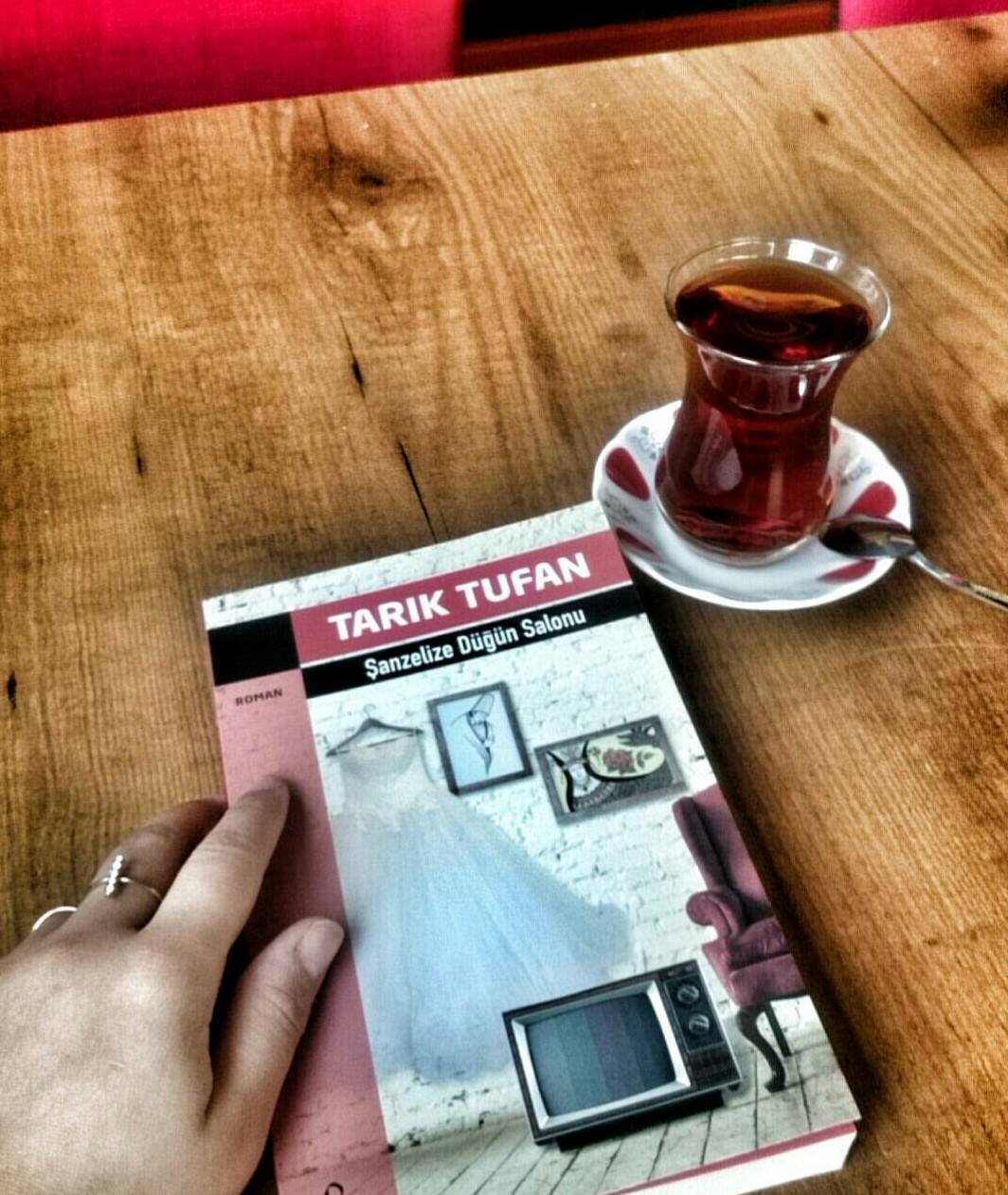 Tarik Tufan Ve Kitaplari Hakkinda Bilgilerinizi Test Etmeye Var Misiniz Okumak Iyi Gelir
