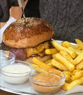 ratu burger house çankaya ankara menü fiyat listesi hamburger sipariş