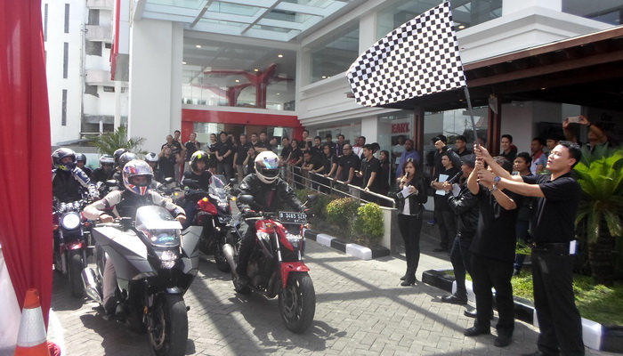 Puluhan Pemotor Ramaikan Fun Touring Honda Big Bike di Bali